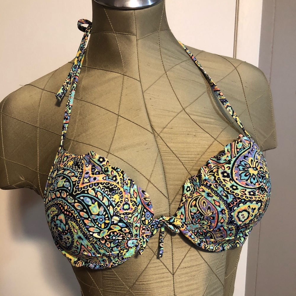 The Fabulous Victoria’s Secret Swim Top